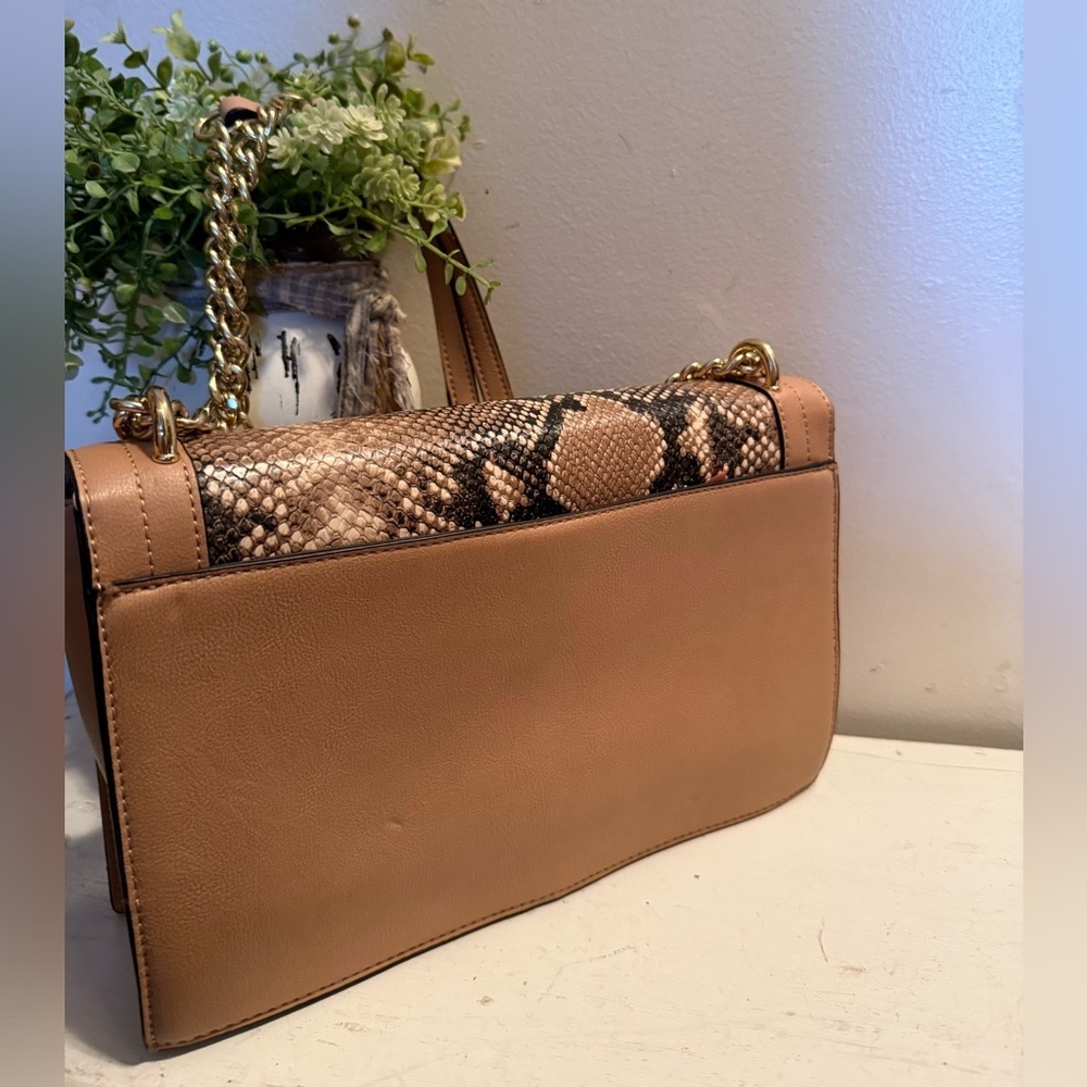 Inc International Concepts Ajae Small Snake Shoulder Bag Created For Macys EUC - Picture 2 of 9